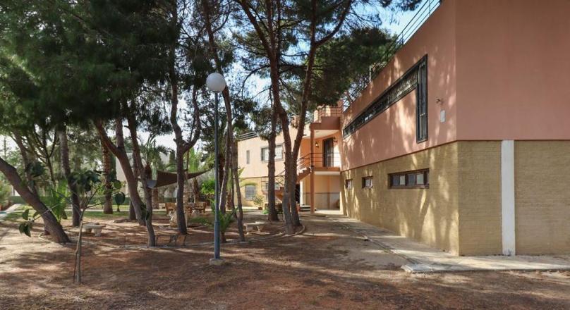 6 sovrum i Los Balcones Torrevieja med stor tomt