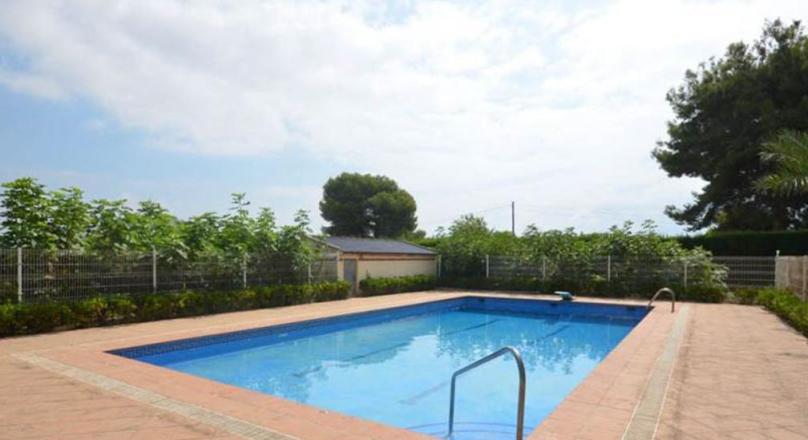 6 bedrooms in Los Balcones Torrevieja with large plot